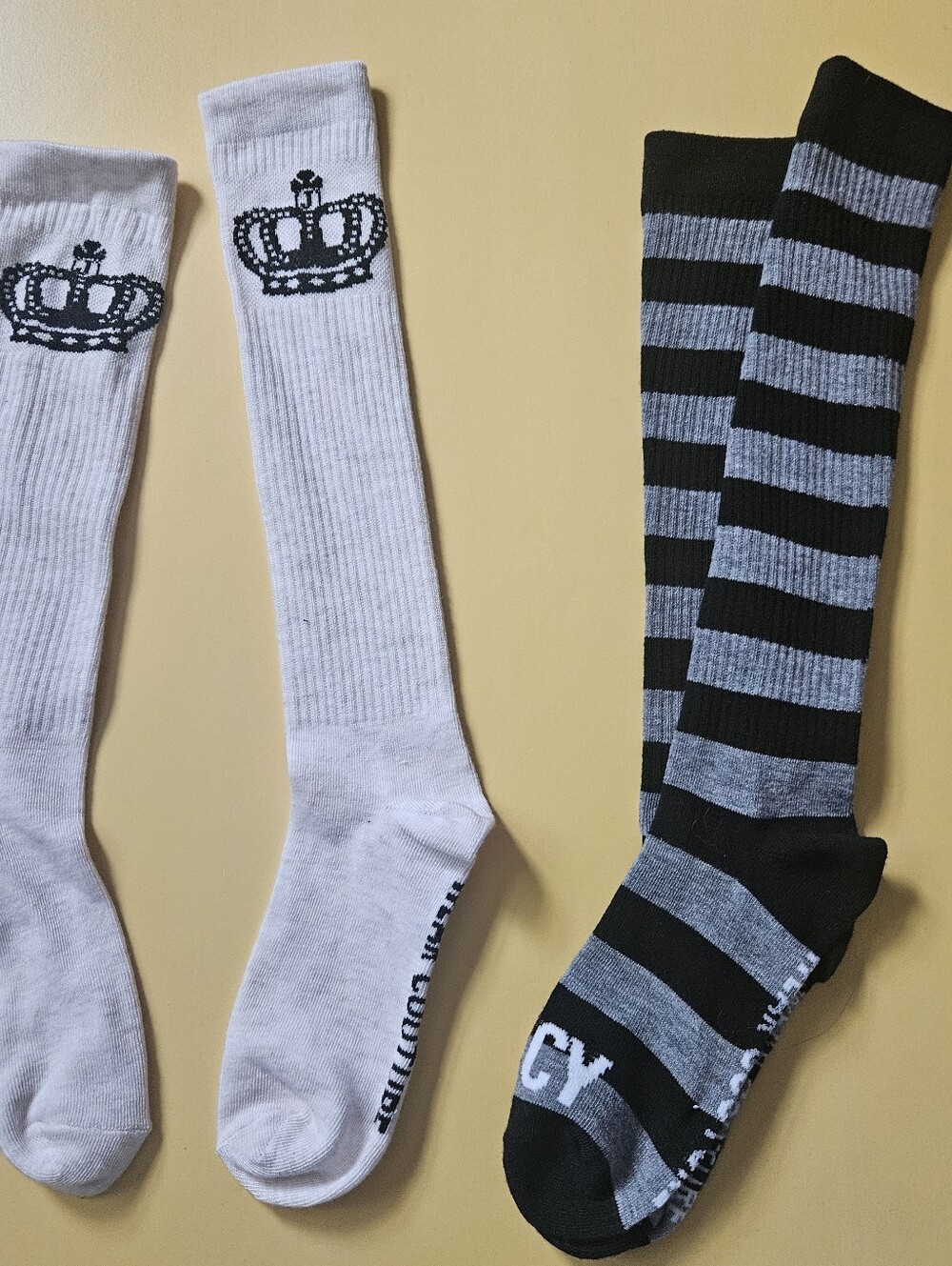 Juicy Couture Knee-High Socks - White Crown & Black/Gray Stripe